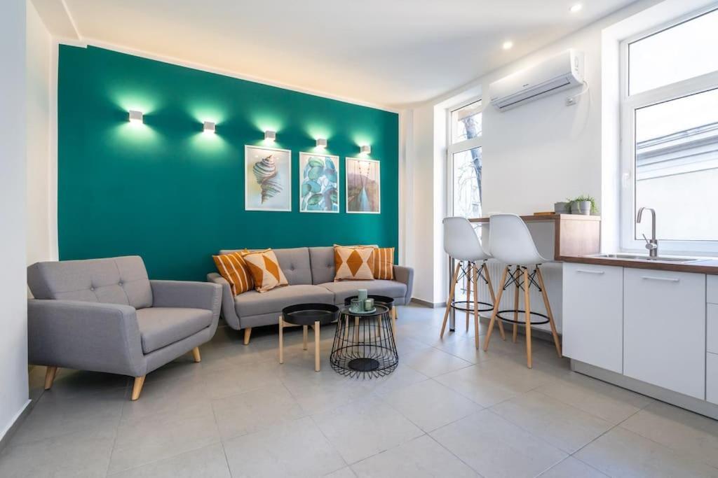 Holiday Vibe - 2R Apartment In Piata Romana 布加勒斯特 外观 照片